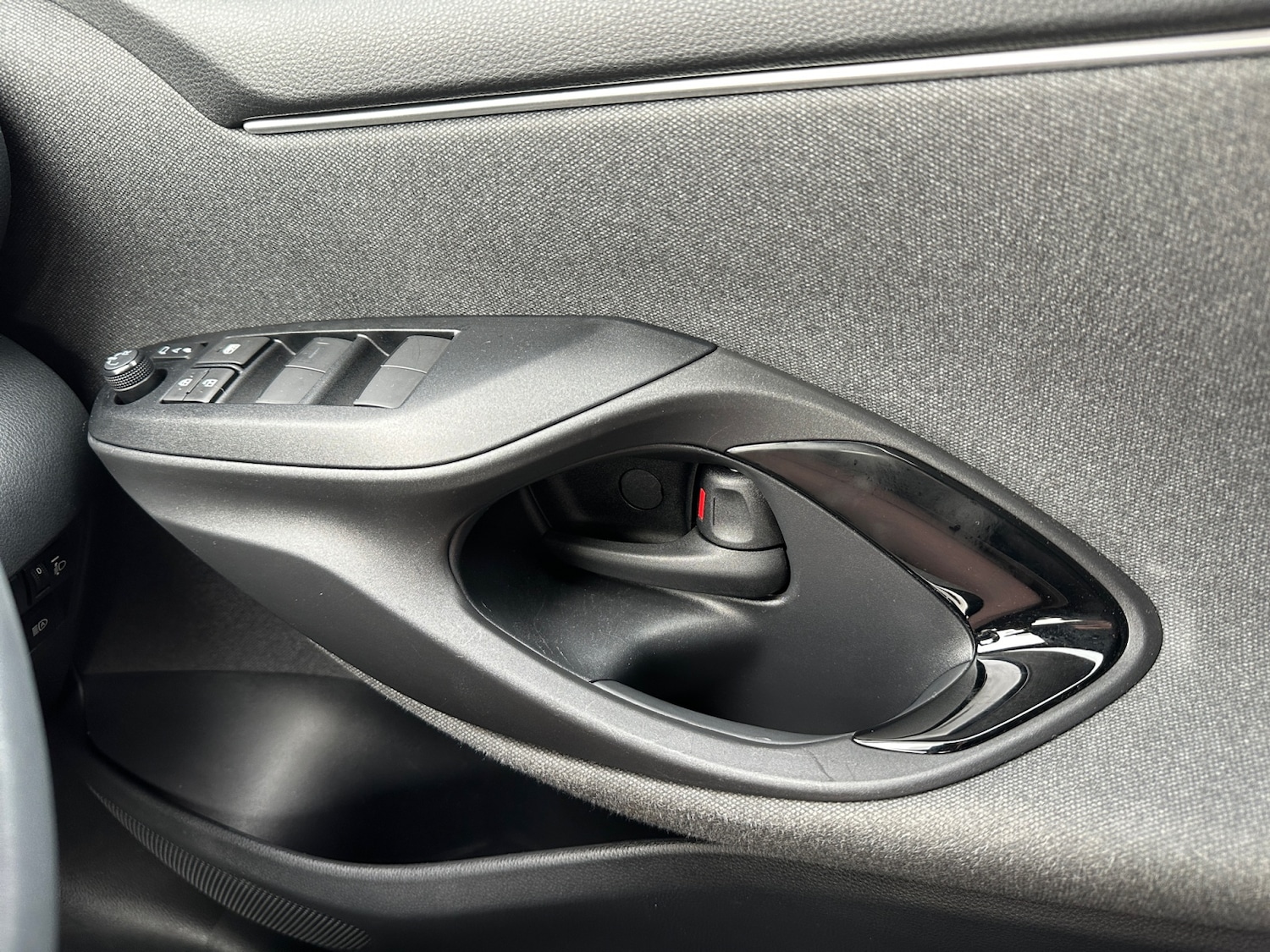 Used Toyota Yaris 2021 for sale - 77619018: Photo 27