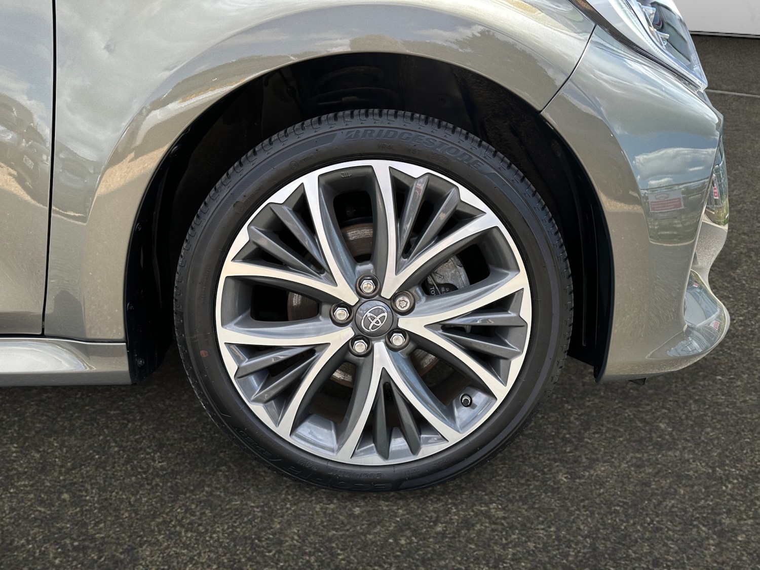 Used Toyota Yaris 2023 for sale - 76533798: Photo 12