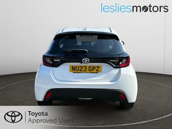 Used Toyota Yaris 2023 for sale - 79627812: Photo