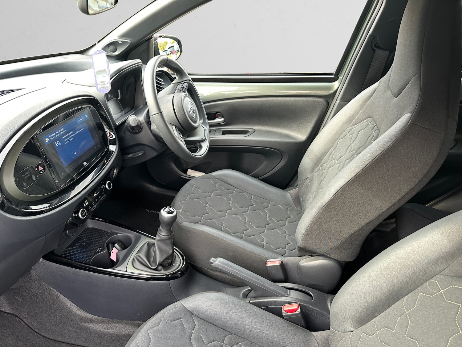 Used Toyota Aygo X 2023 for sale - 76533957: Photo 6