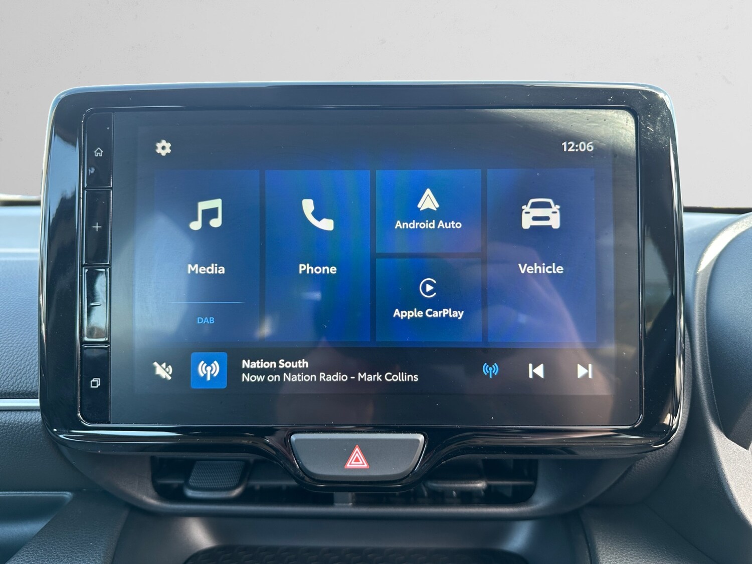 Used Toyota Yaris 2024 for sale - 77918010: Photo 21