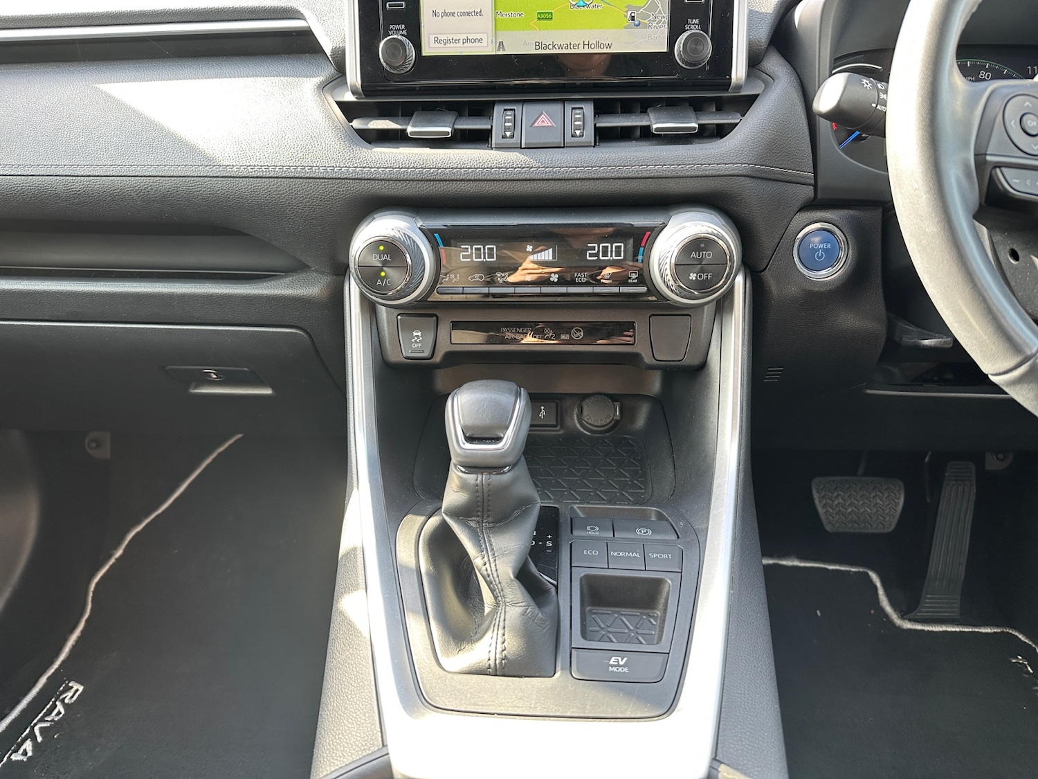 Used Toyota RAV4 2022 for sale - 77988397: Photo 10