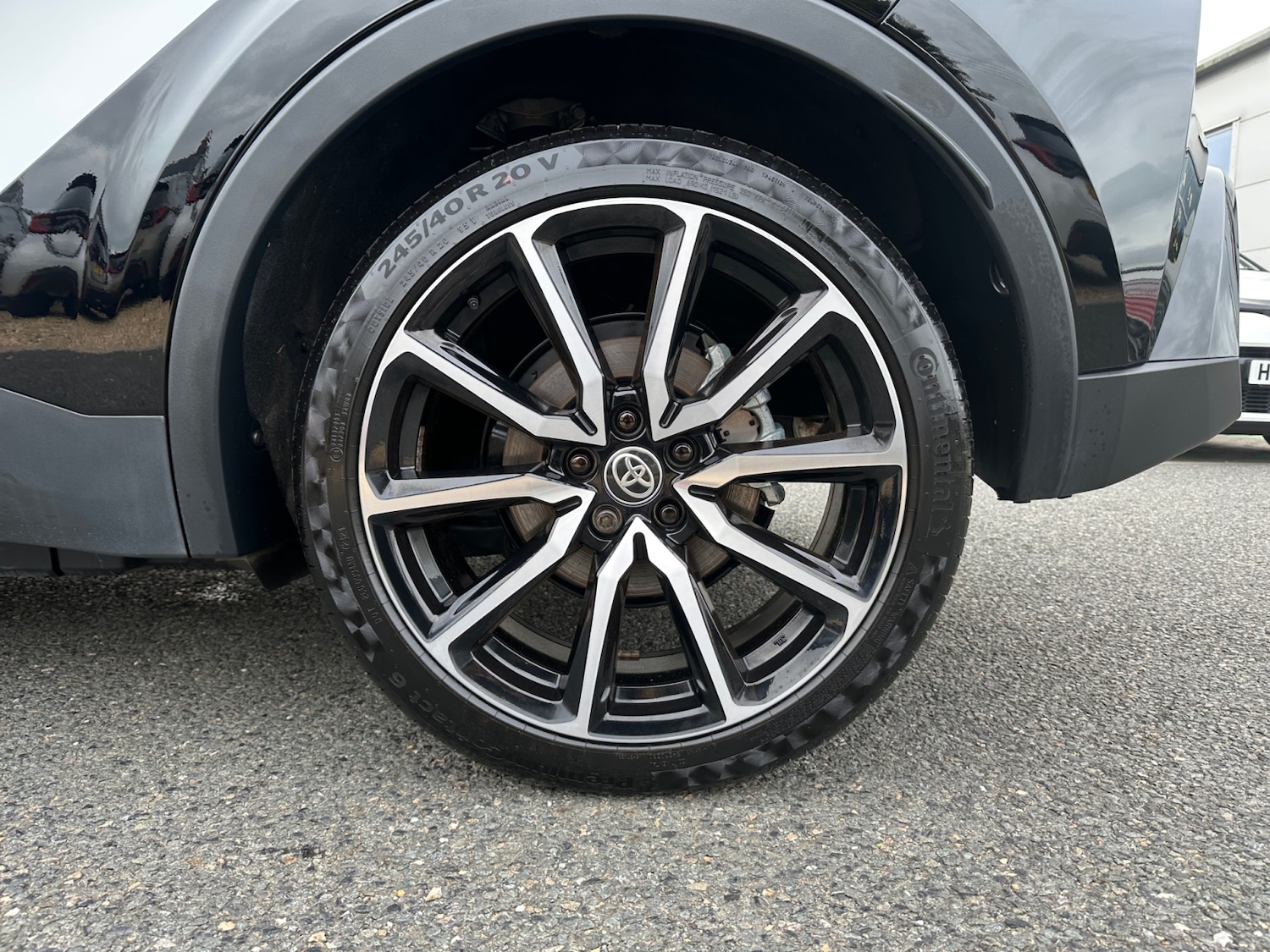 Used Toyota C-HR 2024 for sale - 76533767: Photo 24