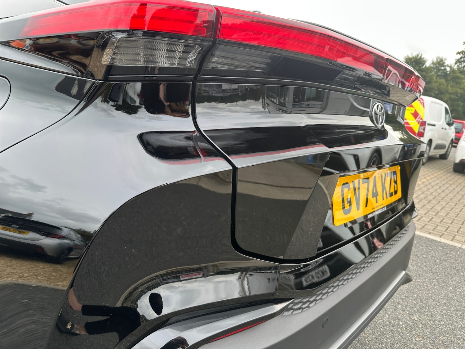 Used Toyota C-HR 2024 for sale - 76533767: Photo 27