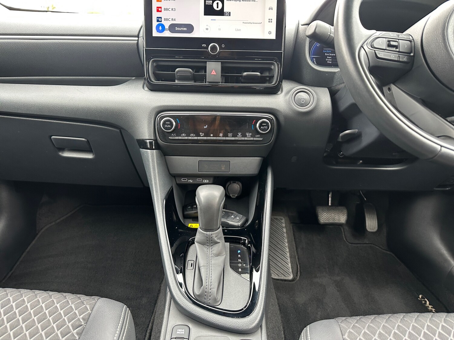 Used Toyota Yaris 2024 for sale - 77885455: Photo 10