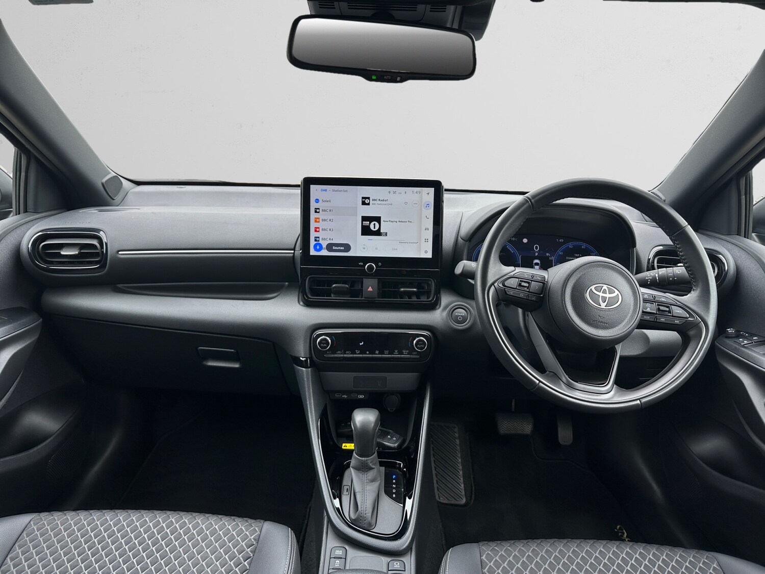 Used Toyota Yaris 2024 for sale - 77885455: Photo 7