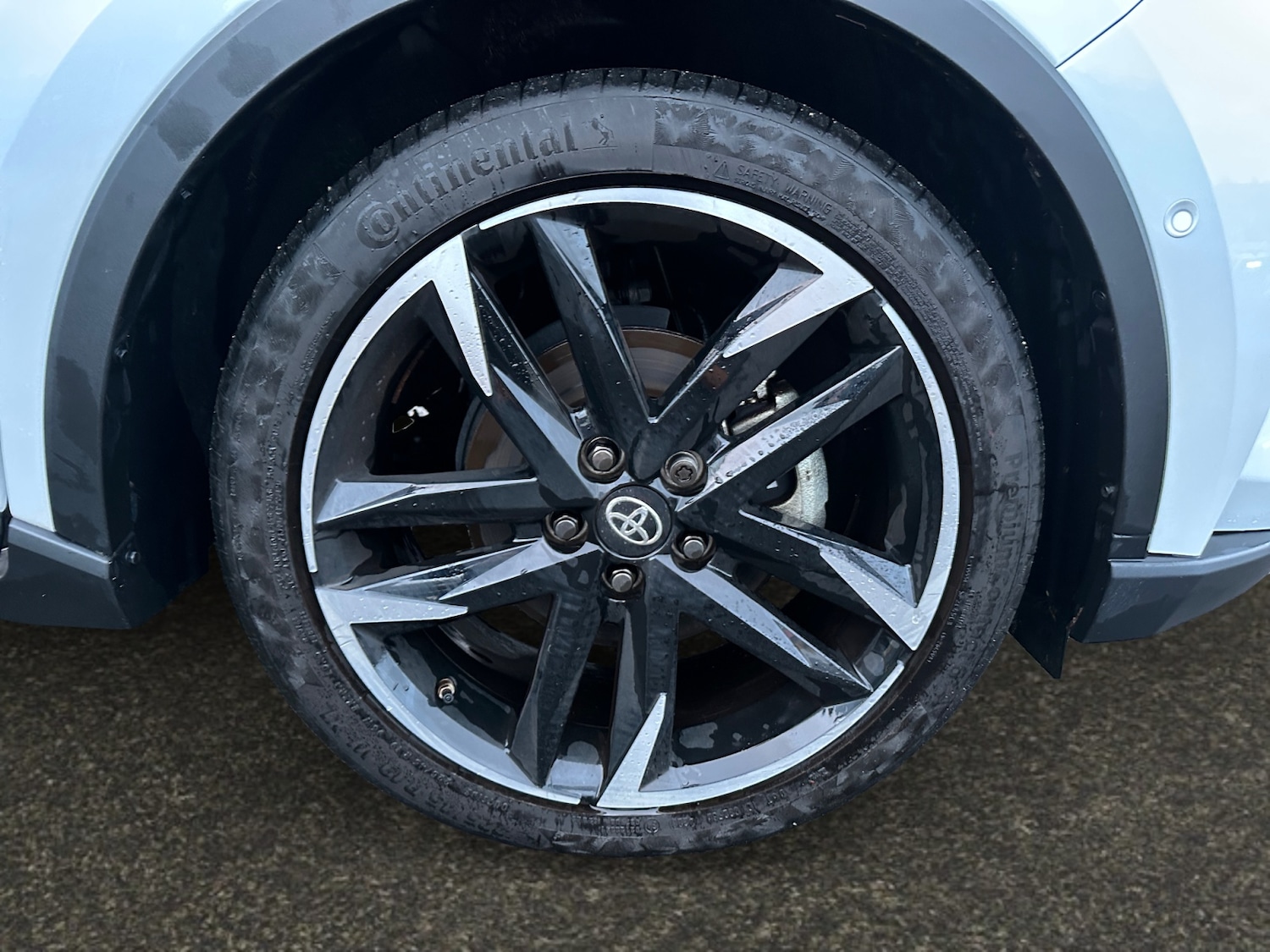 Used Toyota C-HR 2023 for sale - 77434753: Photo 12