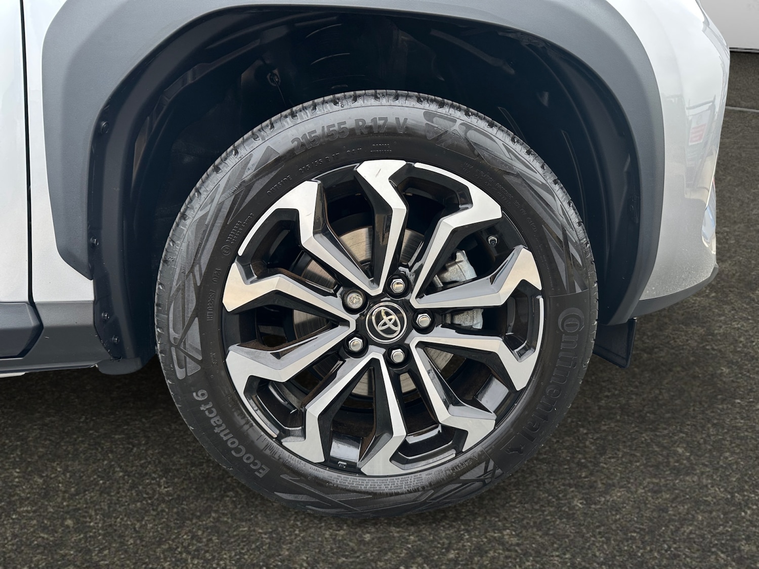 Used Toyota Yaris Cross 2024 for sale - 76533805: Photo 12