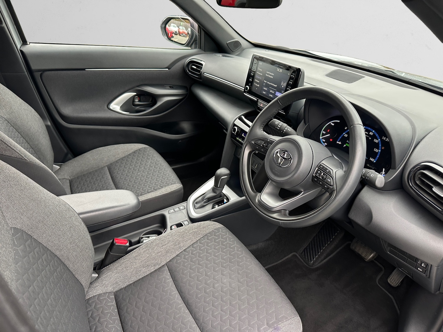 Used Toyota Yaris Cross 2024 for sale - 76533805: Photo 14