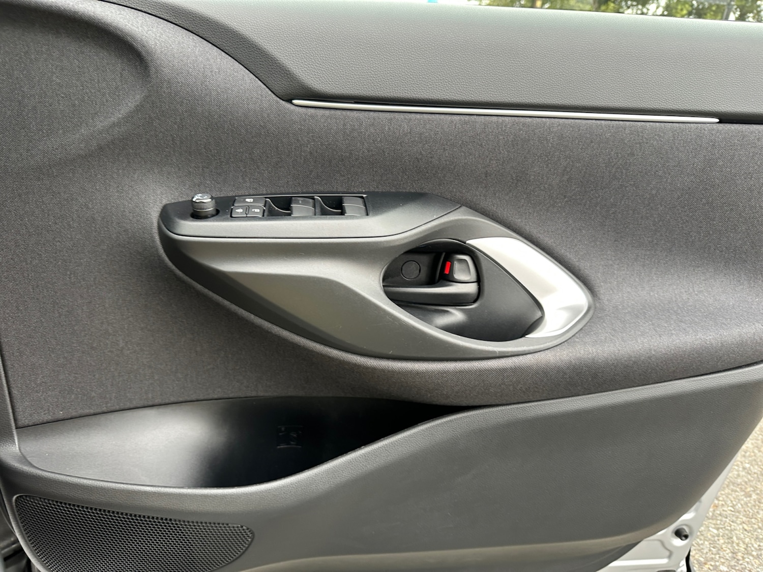 Used Toyota Yaris Cross 2024 for sale - 76533805: Photo 27