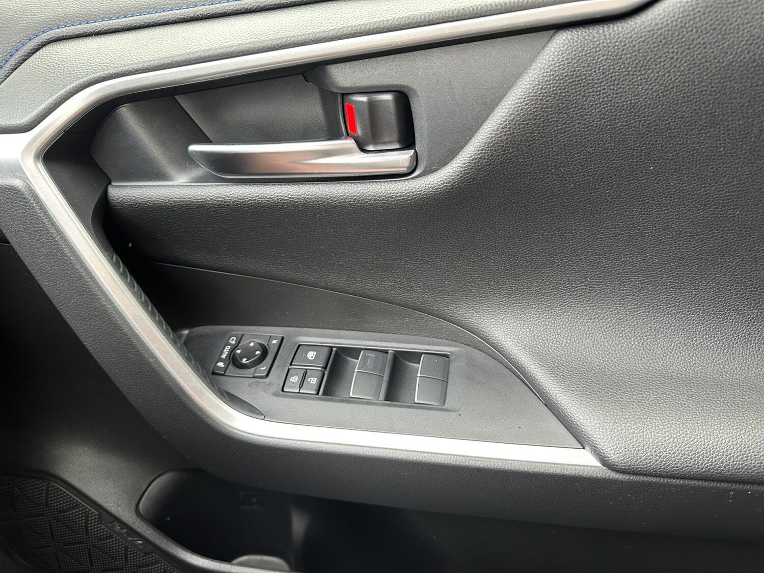 Used Toyota RAV4 2021 for sale - 77648178: Photo 26