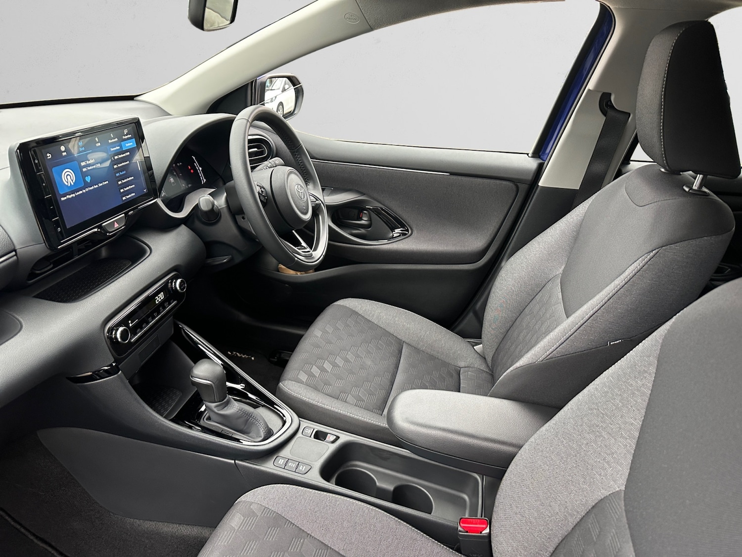 Used Toyota Yaris 2024 for sale - 76533994: Photo 6