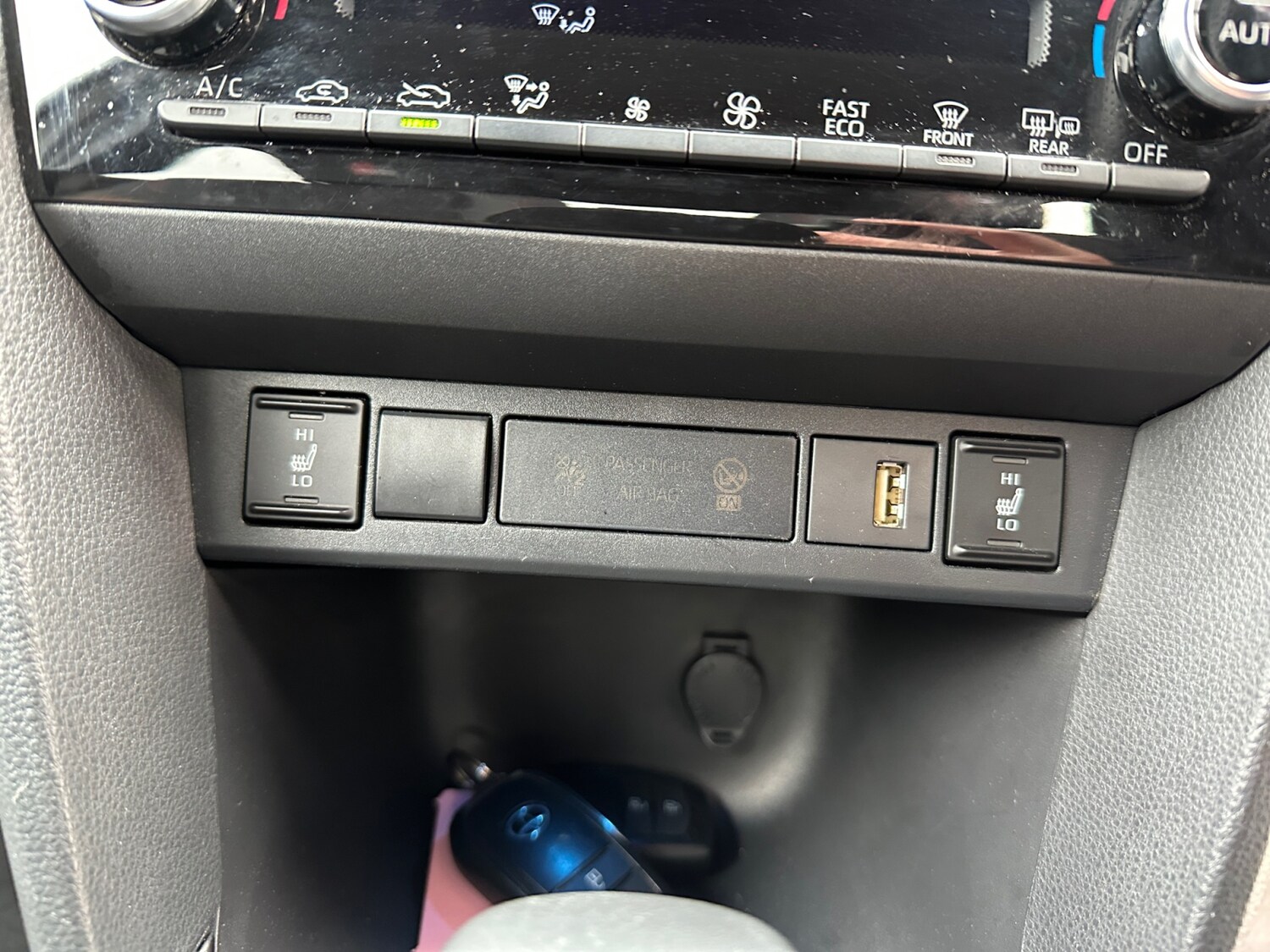 Used Toyota Yaris Cross 2024 for sale - 77885447: Photo 26