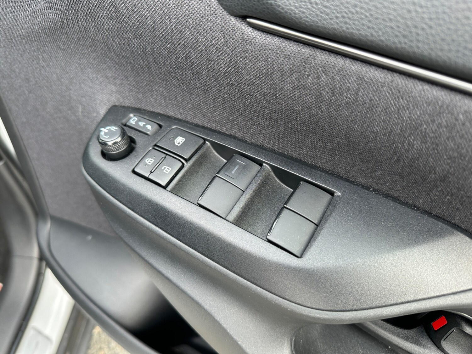 Used Toyota Yaris Cross 2024 for sale - 77885447: Photo 27