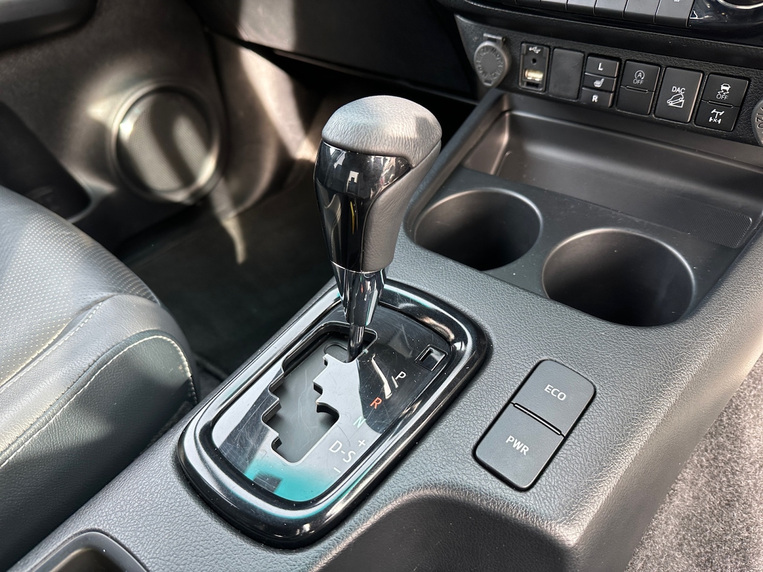 Used Toyota Hilux 2023 for sale - 77581325: Photo 10