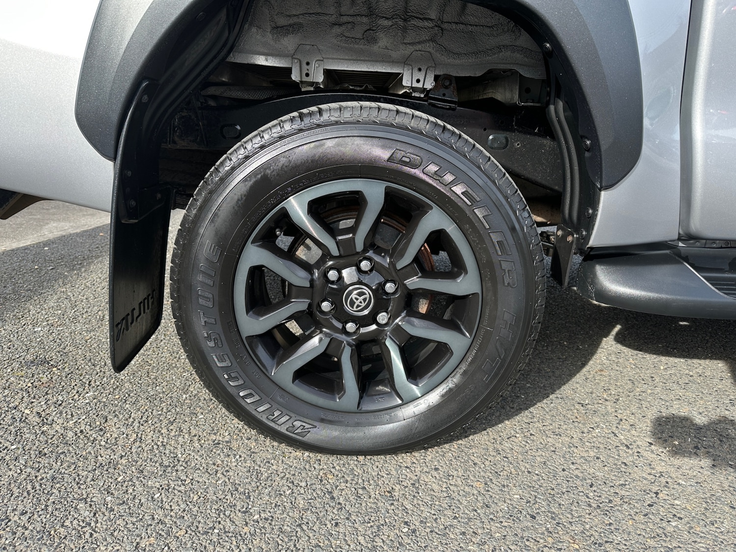 Used Toyota Hilux 2023 for sale - 77581325: Photo 24