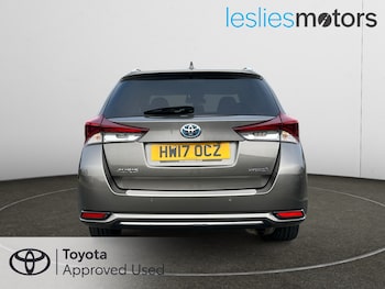 Used Toyota Auris 2017 for sale - 77755533: Photo