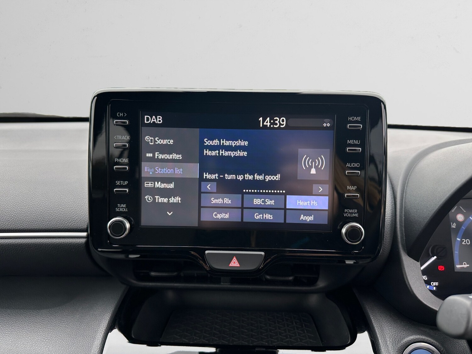 Used Toyota Yaris Cross 2024 for sale - 77492598: Photo 21