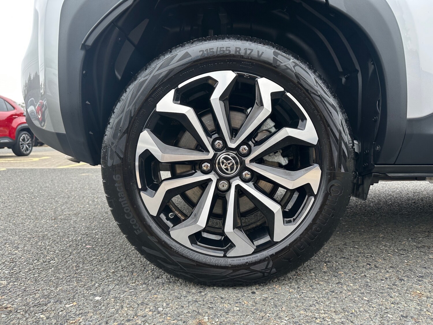 Used Toyota Yaris Cross 2024 for sale - 77492598: Photo 24