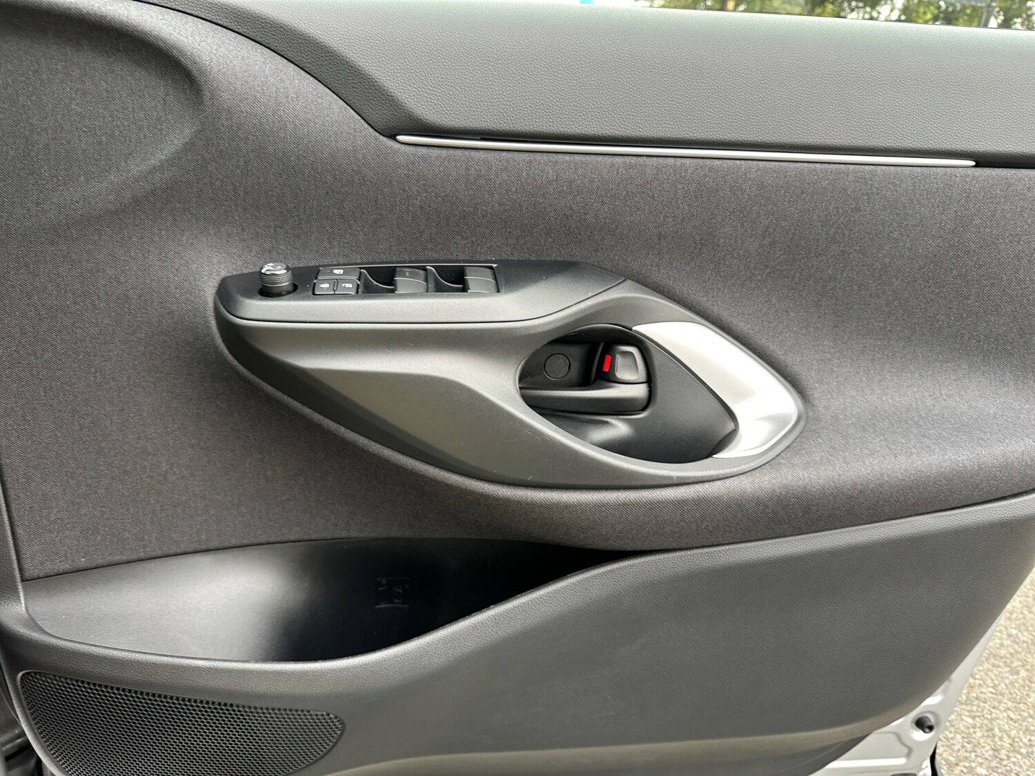 Used Toyota Yaris Cross 2024 for sale - 77492598: Photo 27