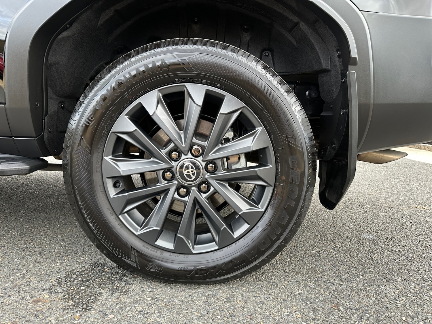 Used Toyota Land Cruiser 2024 for sale - 76533840: Photo 24