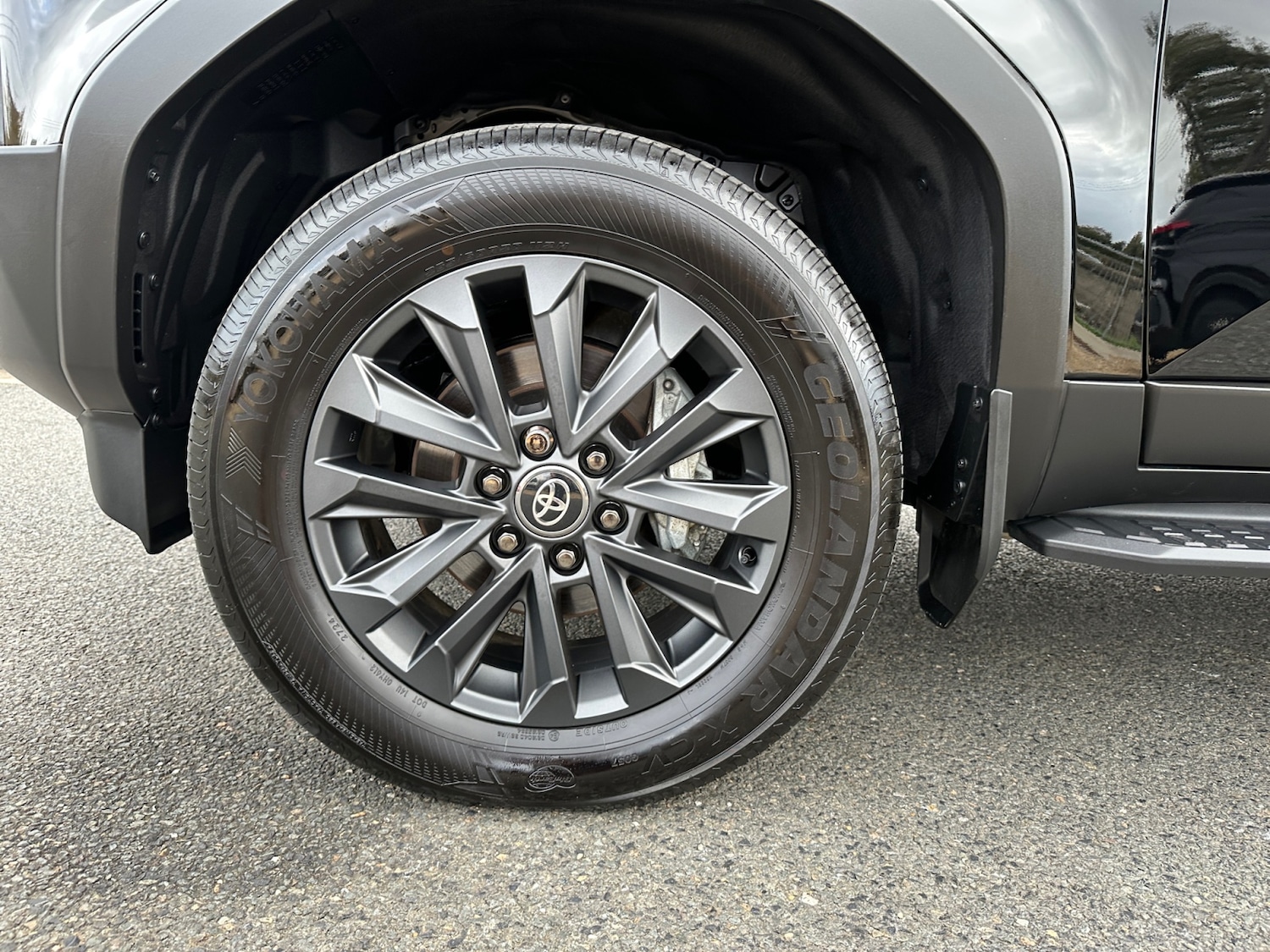 Used Toyota Land Cruiser 2024 for sale - 76533840: Photo 25