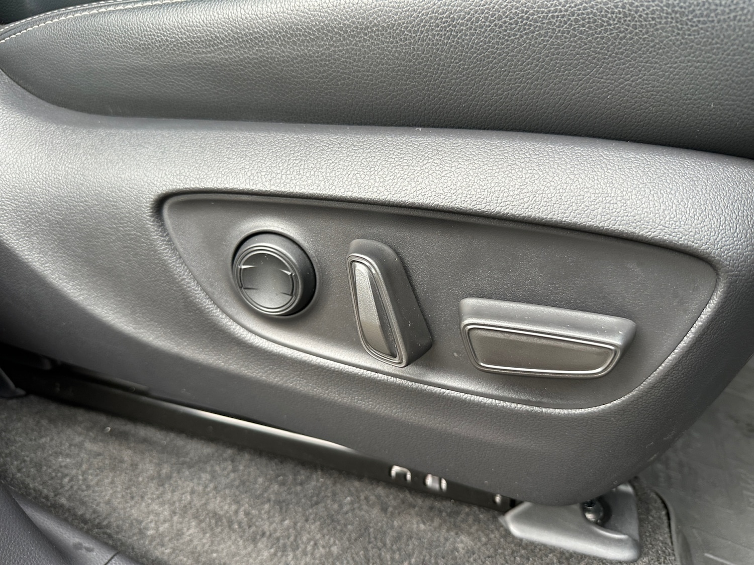 Used Toyota Land Cruiser 2024 for sale - 76533840: Photo 29