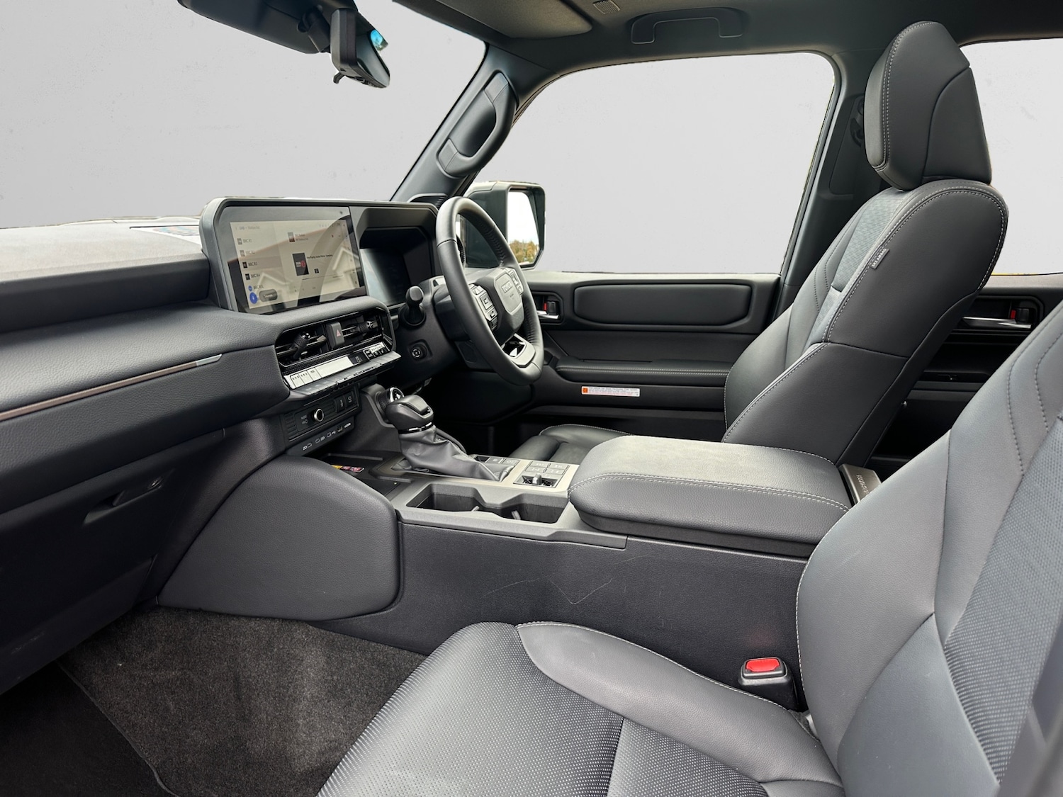 Used Toyota Land Cruiser 2024 for sale - 76533840: Photo 6