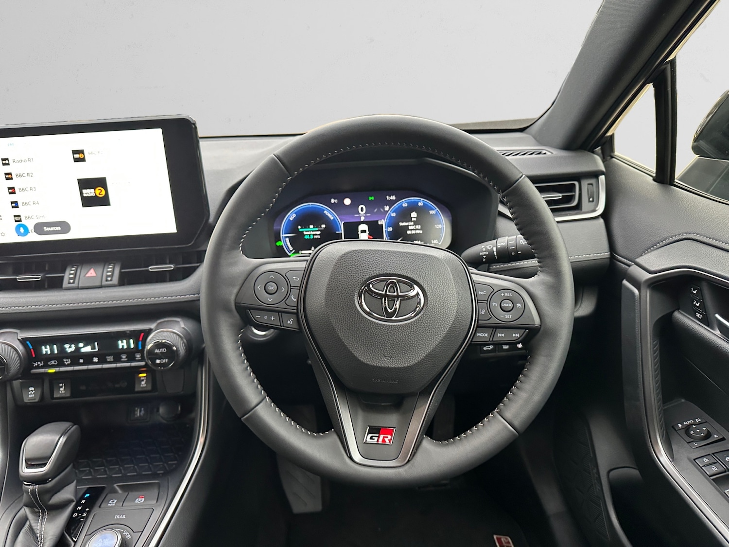 Used Toyota RAV4 2024 for sale - 77047739: Photo 9