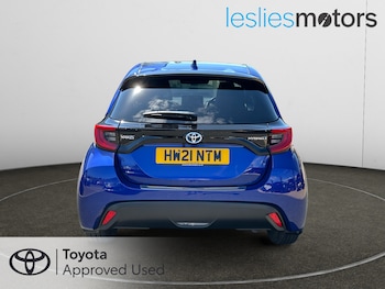 Used Toyota Yaris 2021 for sale - 79442055: Photo