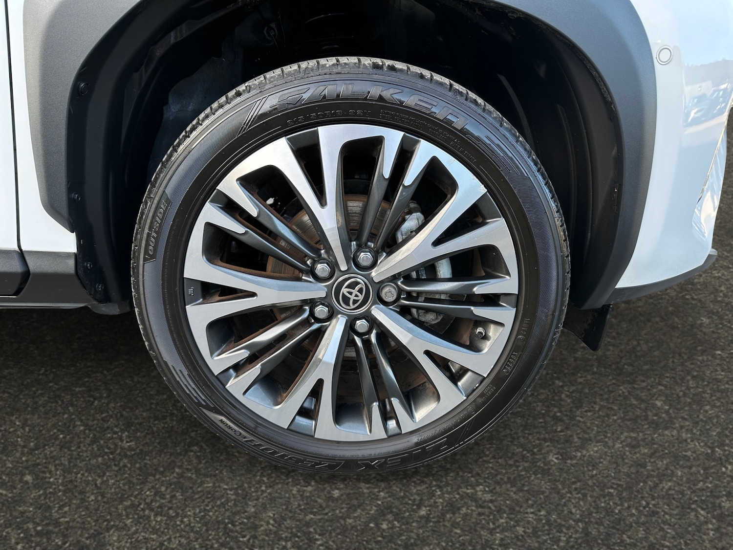 Used Toyota Yaris Cross 2023 for sale - 76717255: Photo 12