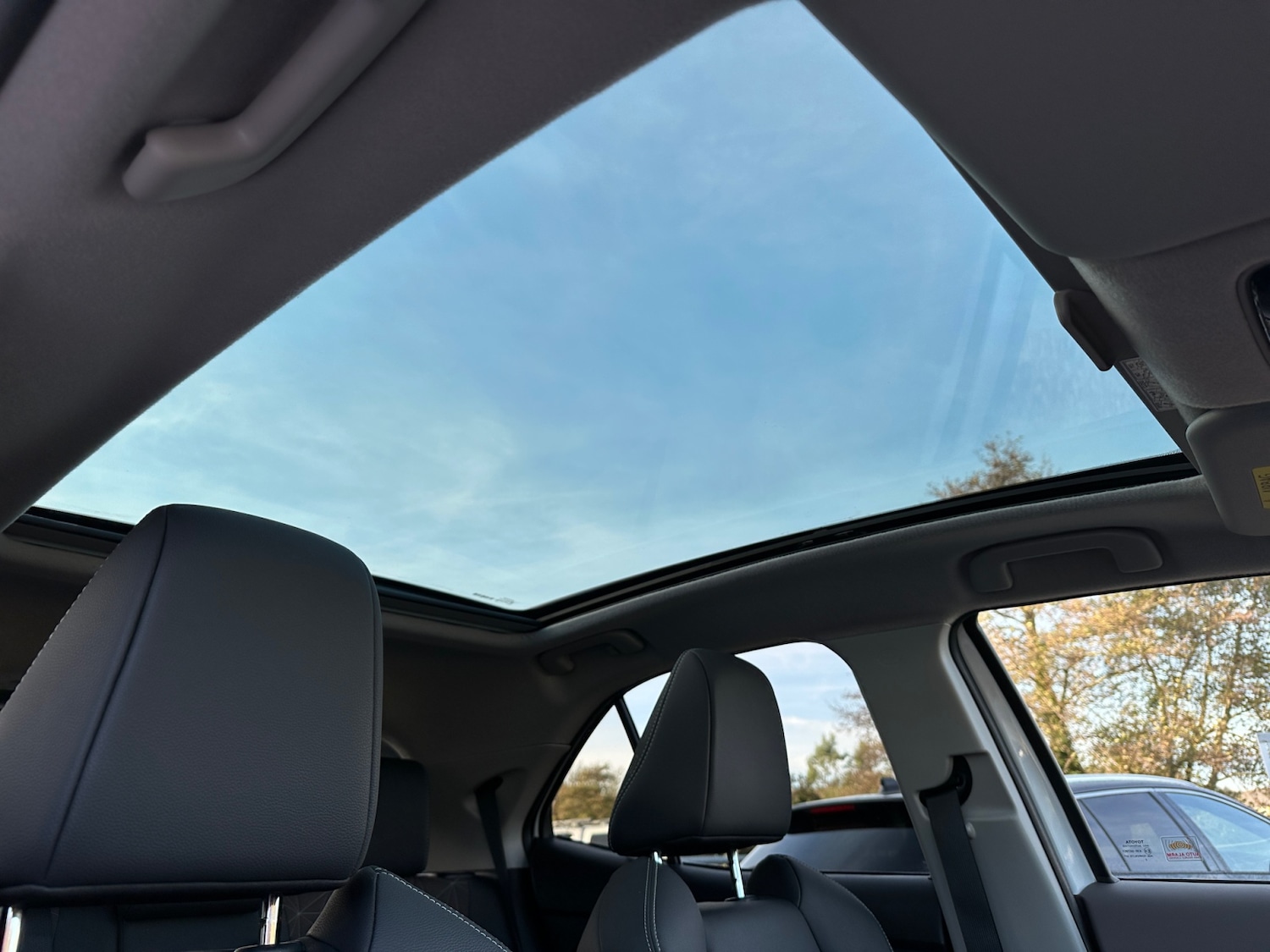 Used Toyota Yaris Cross 2023 for sale - 76717255: Photo 24