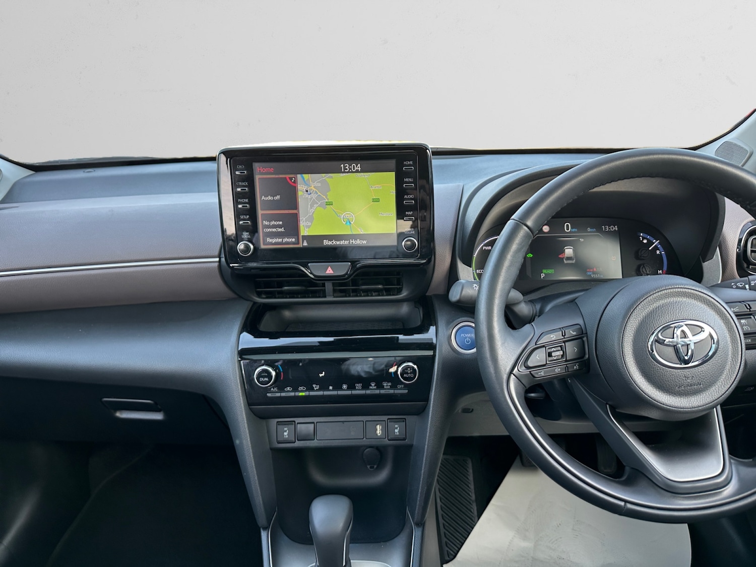 Used Toyota Yaris Cross 2023 for sale - 76717255: Photo 7