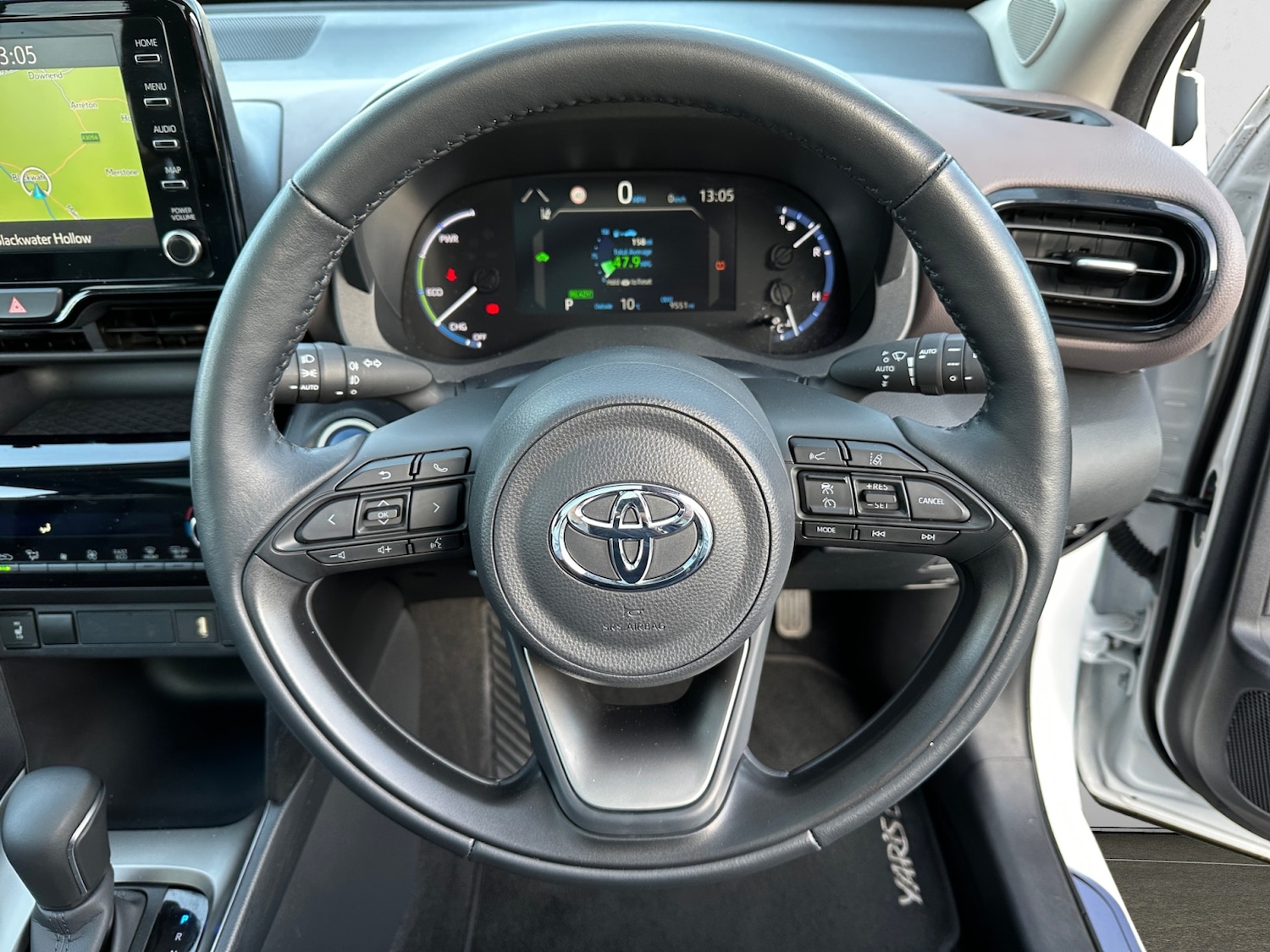 Used Toyota Yaris Cross 2023 for sale - 76717255: Photo 9