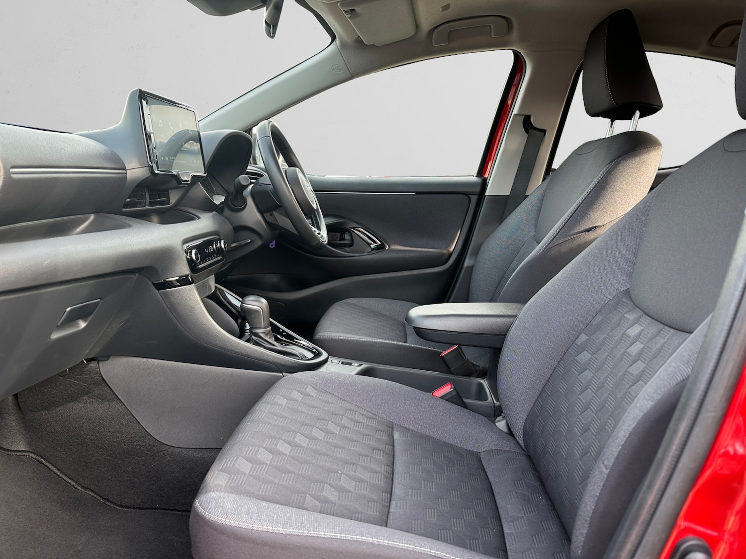 Used Toyota Yaris 2025 for sale - 78055200: Photo 6