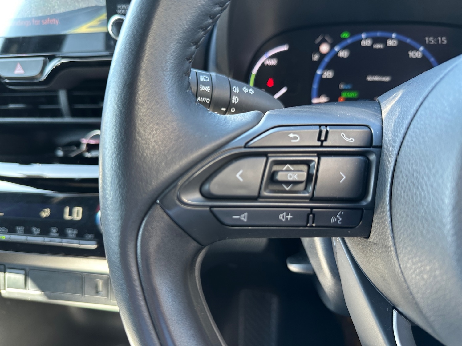 Used Toyota Yaris Cross 2023 for sale - 76533914: Photo 24