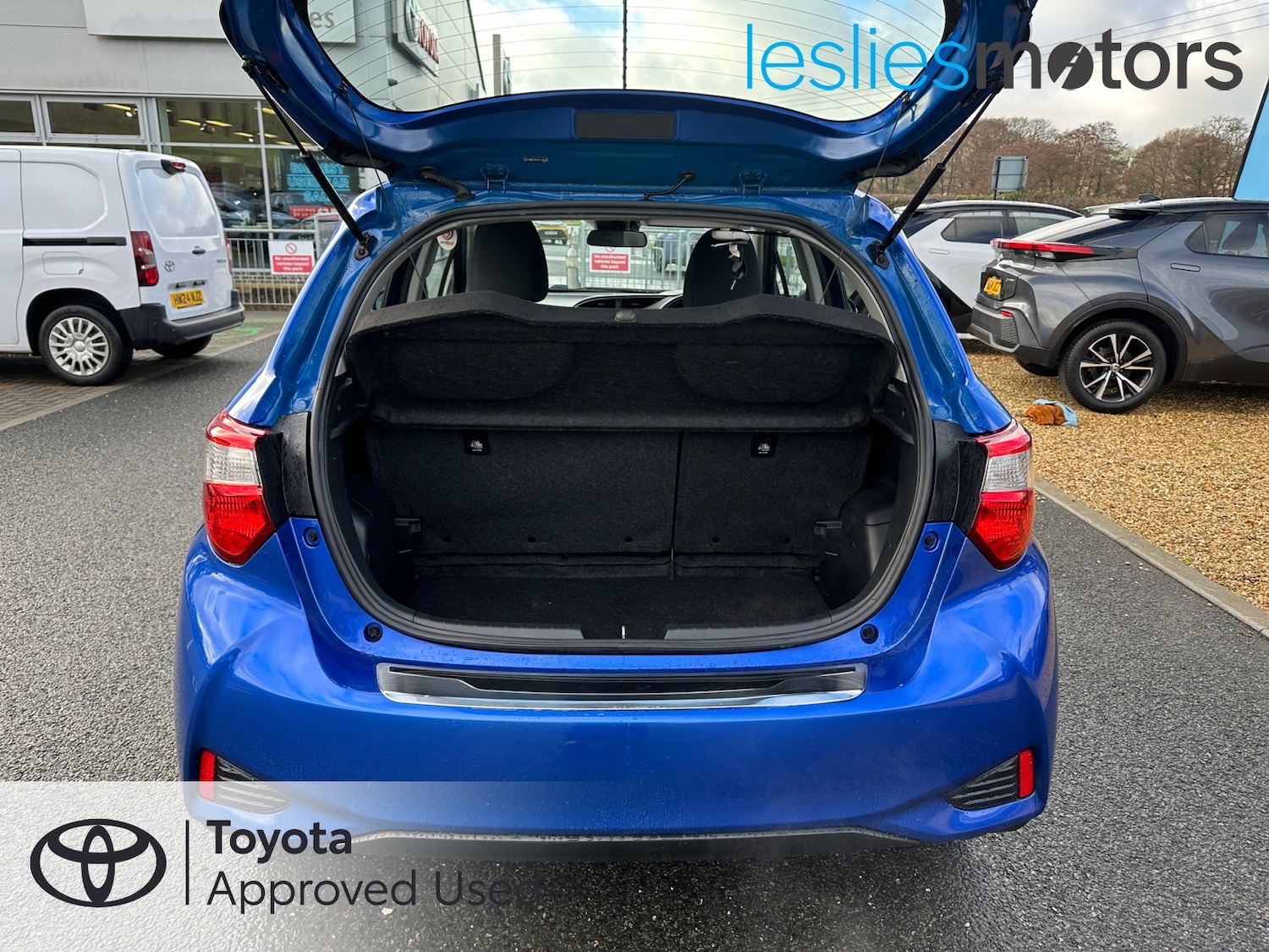 Used Toyota Yaris 2018 for sale - 77218777: Photo 20