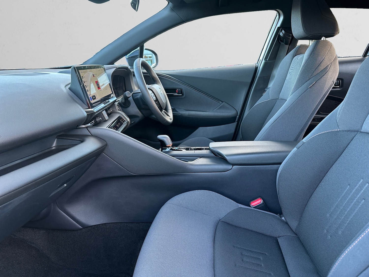 Used Toyota C-HR 2023 for sale - 76615068: Photo 6