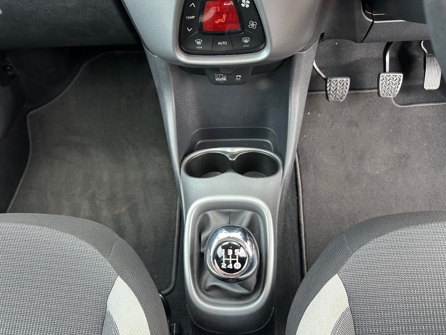 Used Toyota AYGO 2020 for sale - 77461835: Photo 10