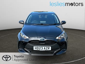 Used Toyota Yaris 2023 for sale - 79633913: Photo