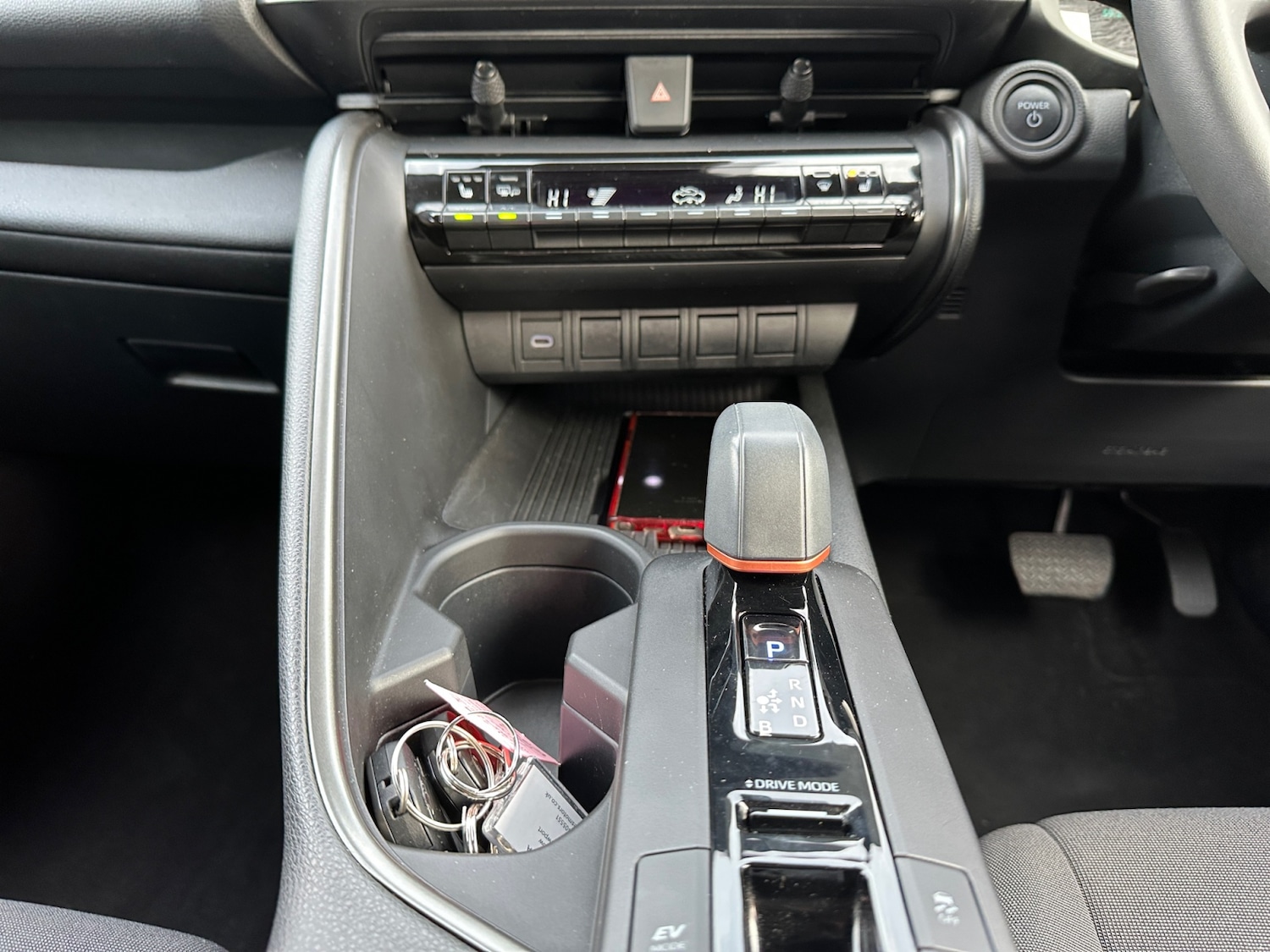 Used Toyota C-HR 2024 for sale - 76841880: Photo 10