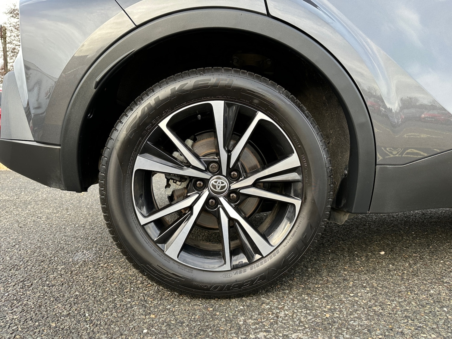 Used Toyota C-HR 2024 for sale - 76841880: Photo 24