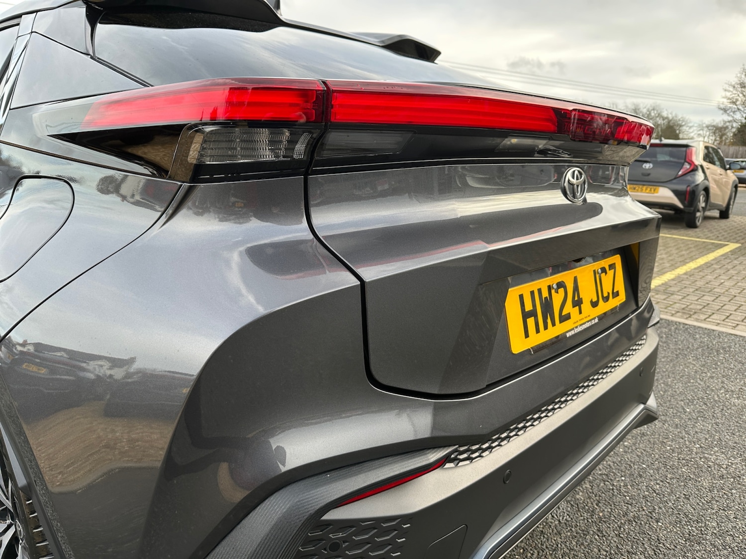 Used Toyota C-HR 2024 for sale - 76841880: Photo 28