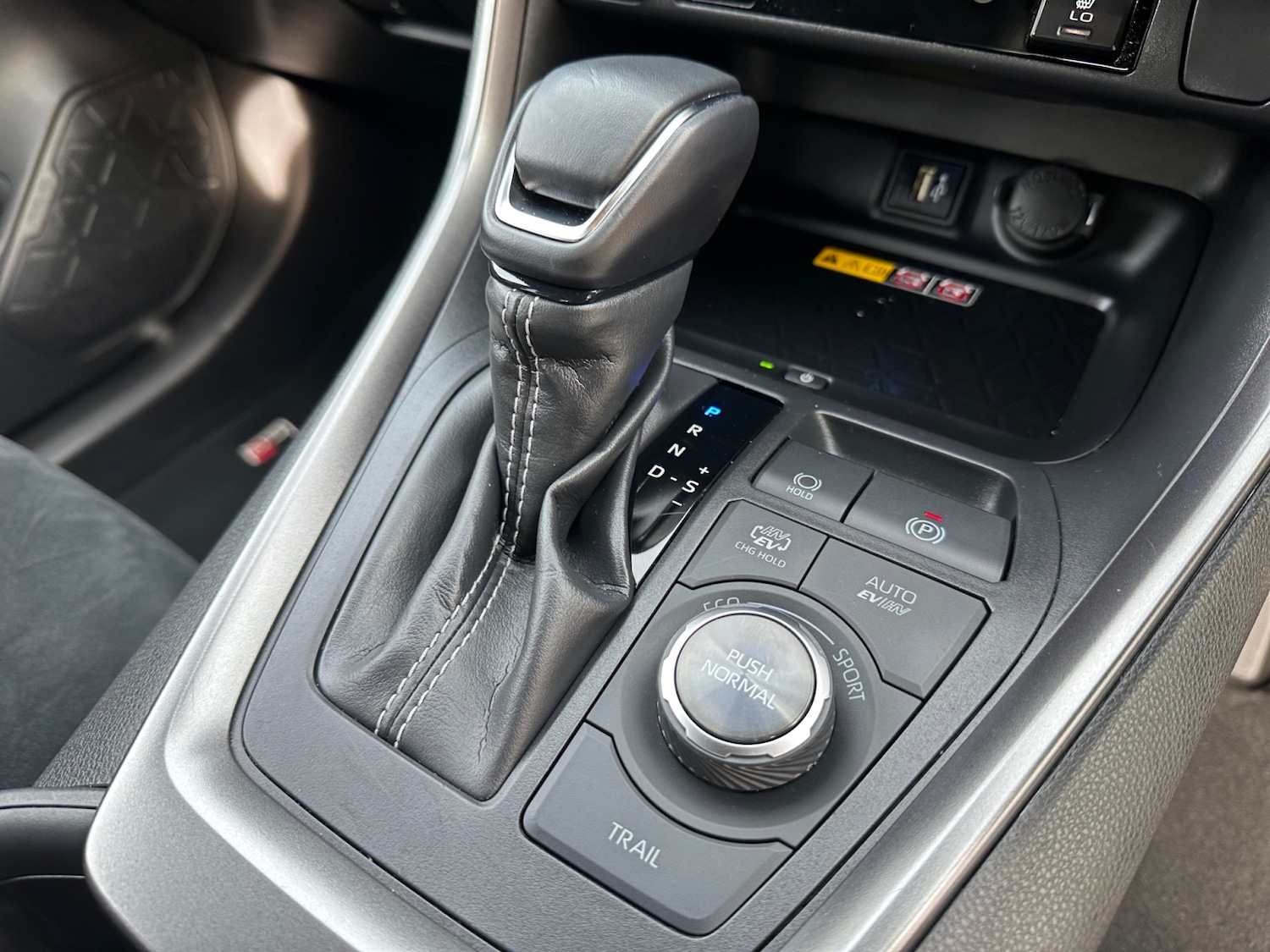 Used Toyota RAV4 2024 for sale - 77581323: Photo 10