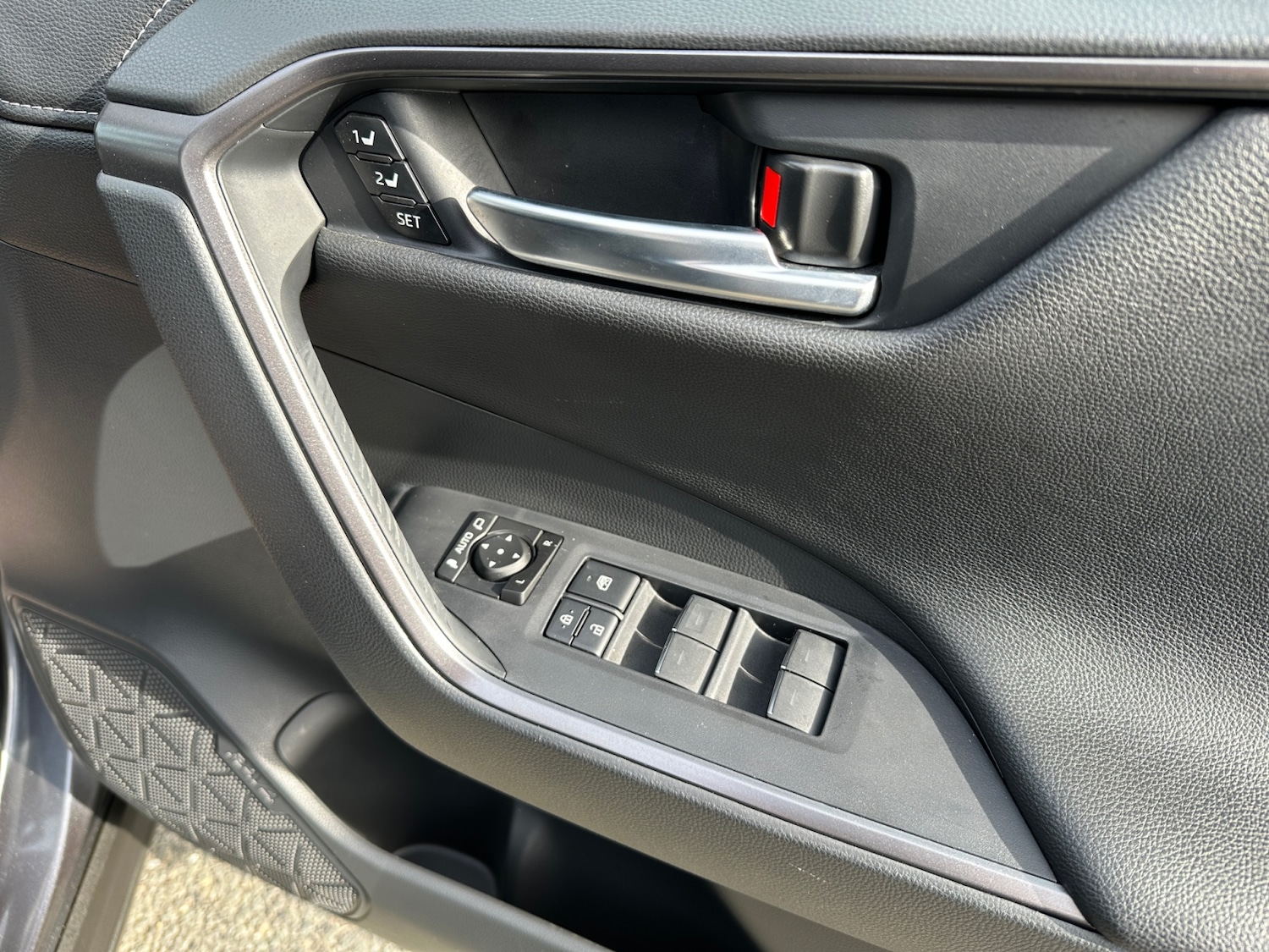 Used Toyota RAV4 2024 for sale - 77581323: Photo 27