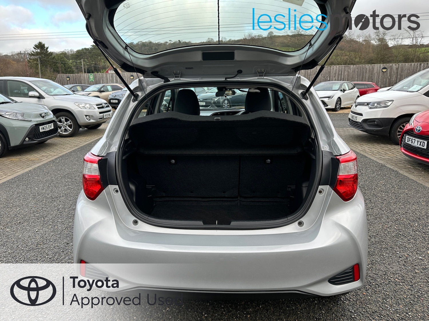 Used Toyota Yaris 2019 for sale - 76921829: Photo 20