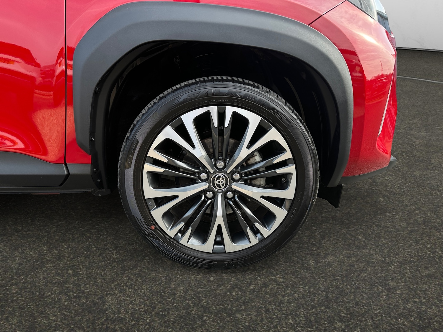 Used Toyota Yaris Cross 2024 for sale - 77995153: Photo 12