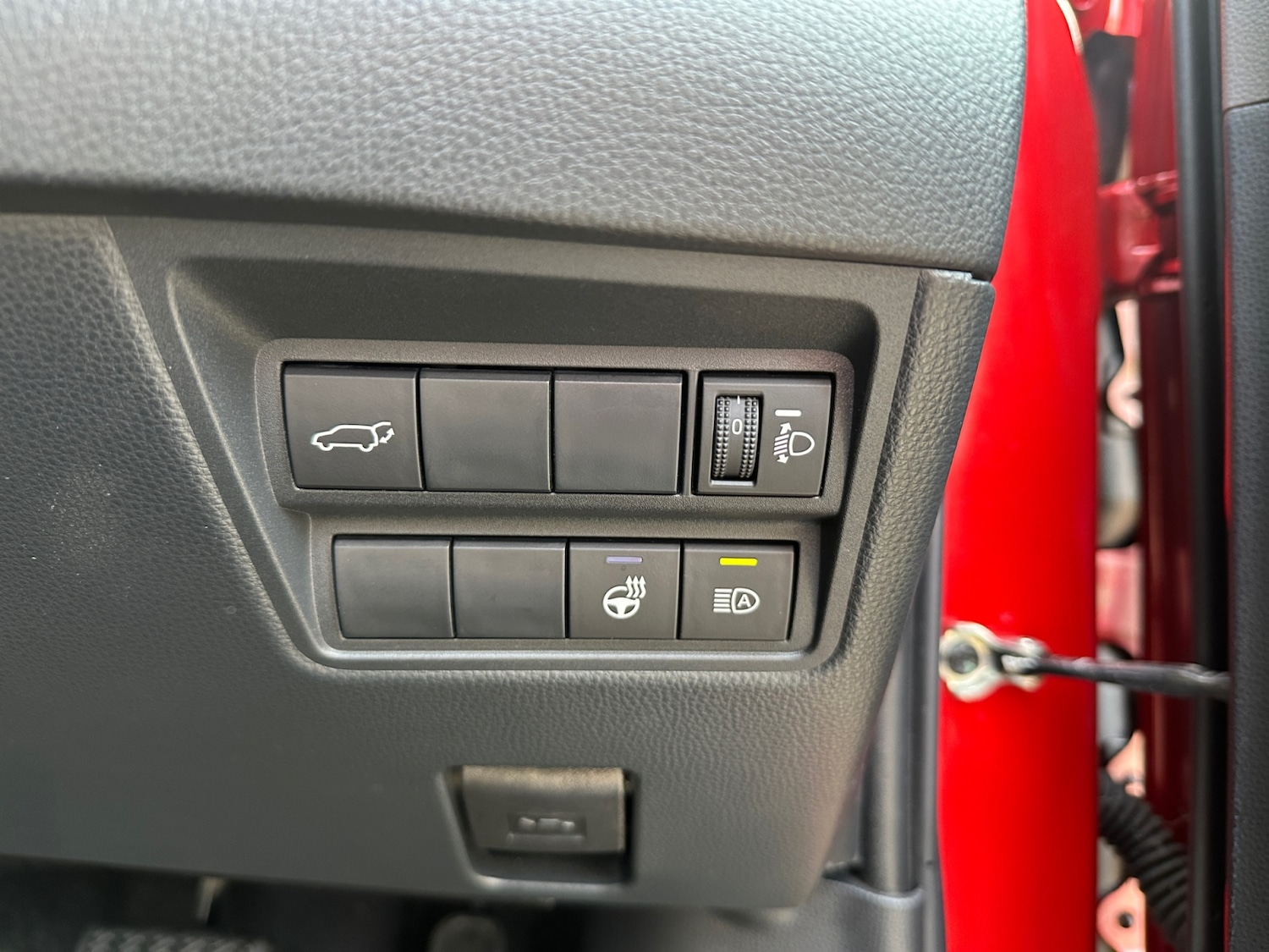 Used Toyota Yaris Cross 2024 for sale - 77995153: Photo 24