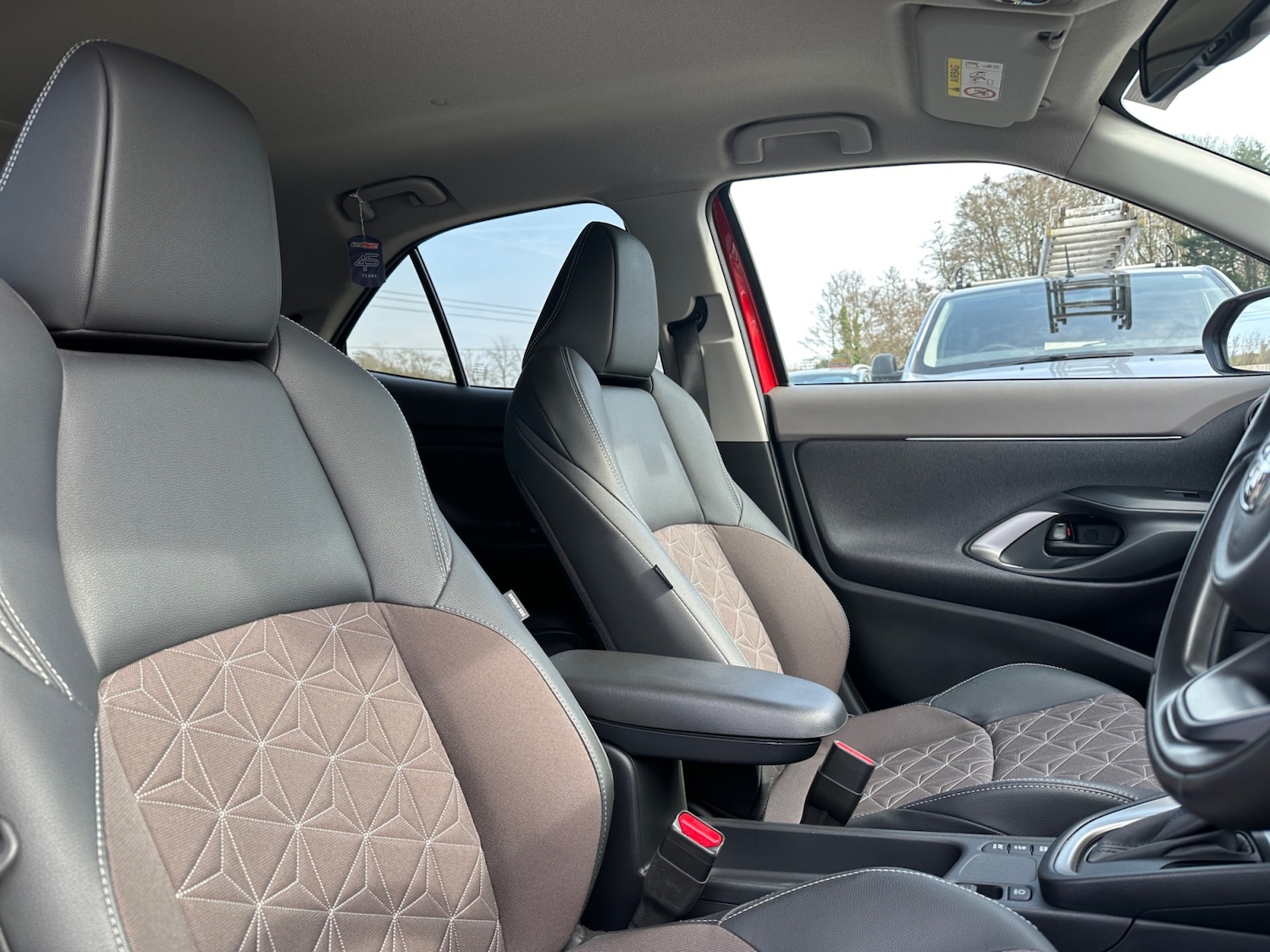 Used Toyota Yaris Cross 2024 for sale - 77995153: Photo 26