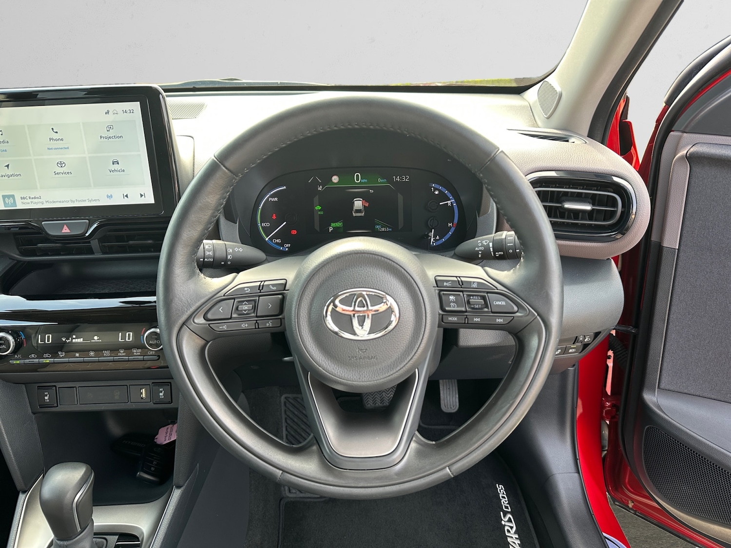 Used Toyota Yaris Cross 2024 for sale - 77995153: Photo 9